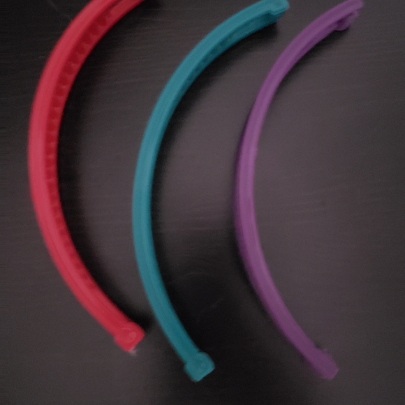 Retro Banana Hair Clips - Picture 2 of 3